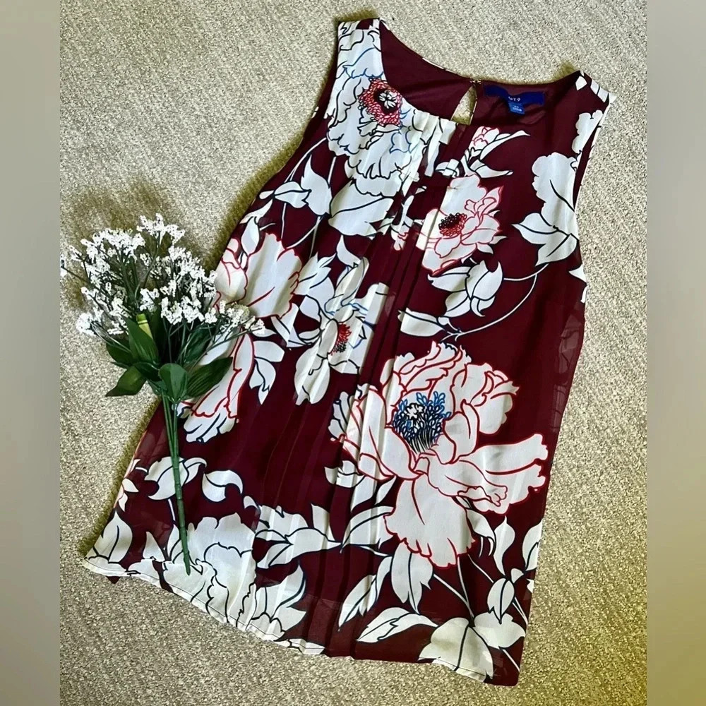 APT. 9 NWT Pleated Floral Tank Top - XS